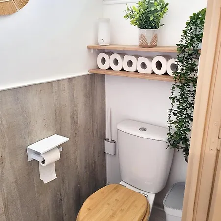 Climatisee Lit Double Dans - Proche Centre Tramway Guest house Montpellier