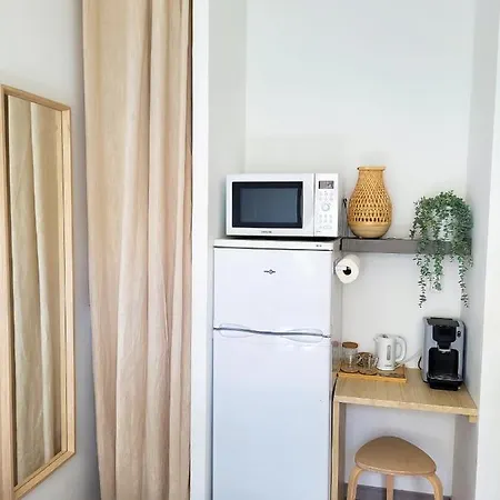 Climatisee Lit Double Dans - Proche Centre Tramway Guest house *